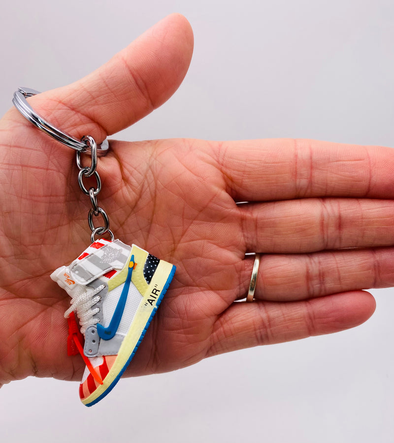 Mini Nike Air Jordan Schlüsselanhänger 3D Sneaker Key Holder Basketball Jump Man