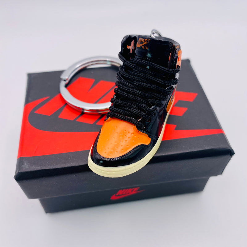 Mini Nike Air Jordan Schlüsselanhänger 3D Sneaker Key Holder Basketball Jump Man