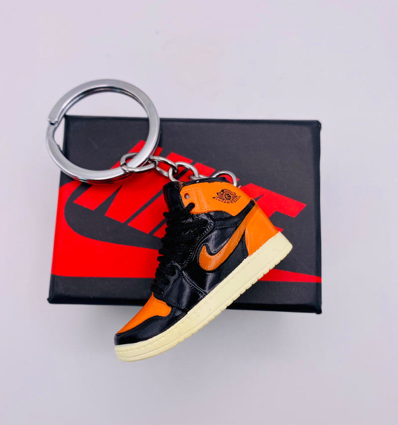 Mini Nike Air Jordan Schlüsselanhänger 3D Sneaker Key Holder Basketball Jump Man