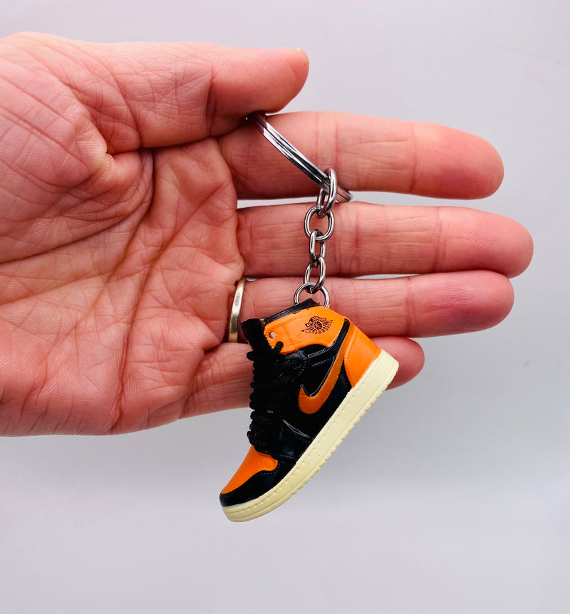 Mini Nike Air Jordan Schlüsselanhänger 3D Sneaker Key Holder Basketball Jump Man