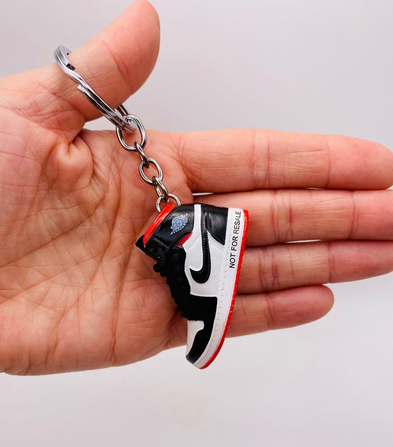 Mini Nike Air Jordan Schlüsselanhänger 3D Sneaker Key Holder Basketball Jump Man