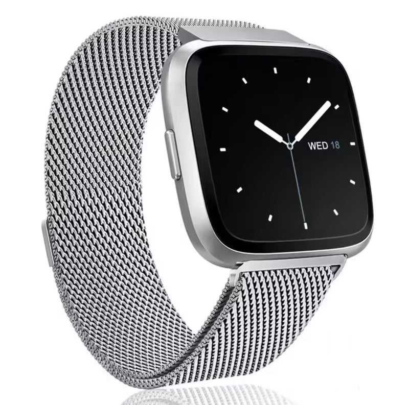 Milanese Metall Loop Armband mit Magnet Verschluss für Fitbit Versa und Versa 2